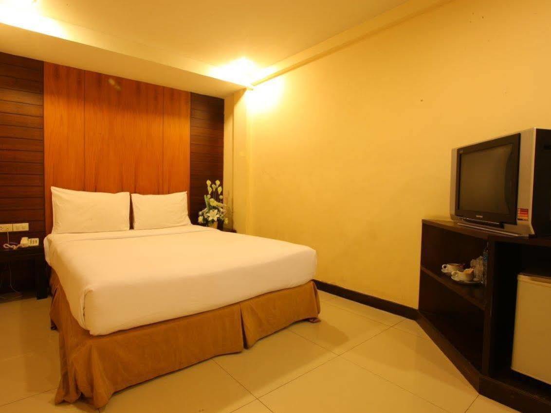 Hotel Tara Monte Bangkok Exteriér fotografie